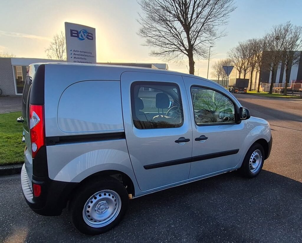 bs-onbeperkt-in-beweging-auto-aanpassingen-photo-2